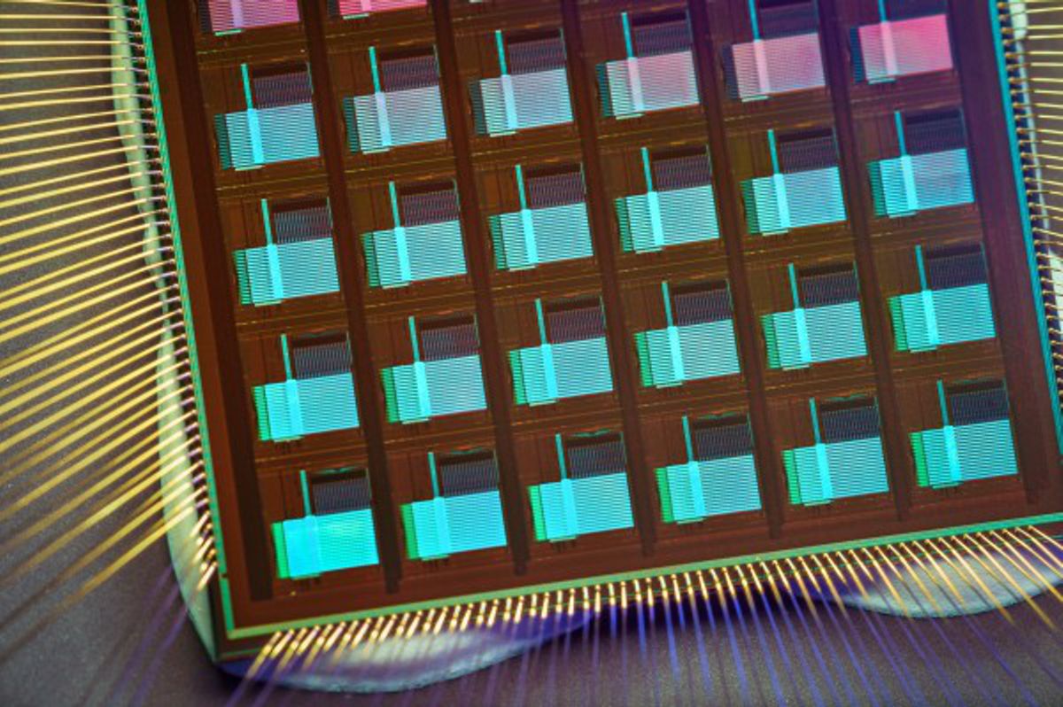 The NeuRRAM chip is built with an innovative architecture - Credit: David Baillot/University of California San Diego